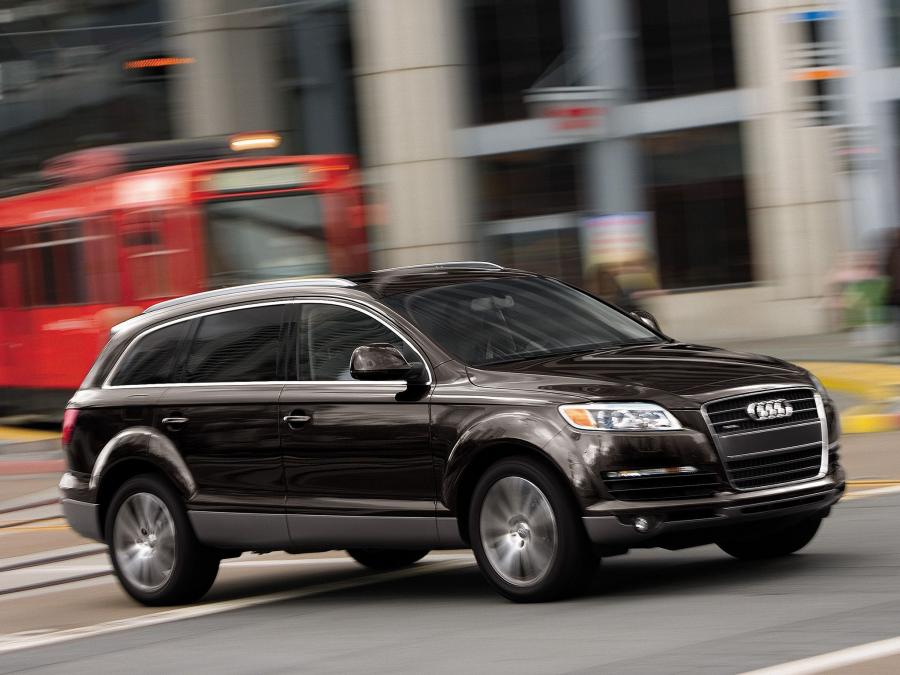  Audi Q7 4.2 Quattro (4L) 2006 года  (NA) (фото 1 из 9)